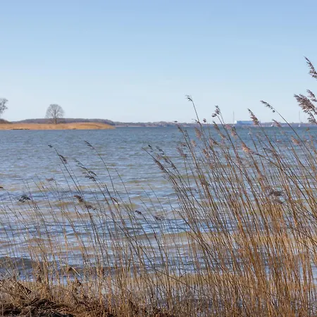 Bobby Semesterbostad